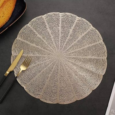 4x Placemat Tanya - Goud - Rond - Feest / Kersttafel - Chique - 38cm