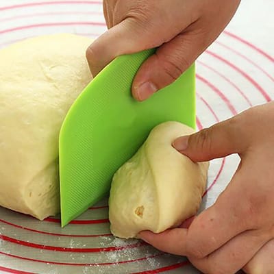 Deegschraper - Schraper - Keukentool - Groen - Wit - Flexibel - Deegsnijder