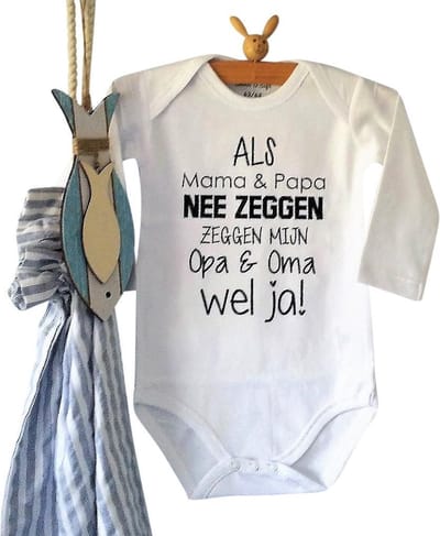 Baby Rompertje  met tekst jongen meisje| Als mama en papa nee zeggen zeggen mijn opa en oma wel ja | lange mouw | wit zwart | maat 62-68