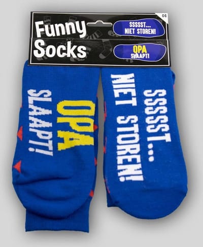 Sokken - 2 Paar Funny socks - Sssst niet storen! Opa slaapt! - In cadeauverpakking met gekleurd lint