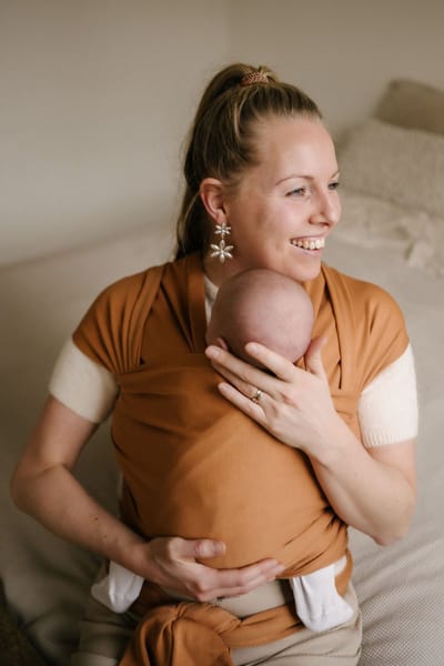 Pure Baby Love - rekbare draagdoek - hazle - hazelnootbruin - geschikt vanaf newborn