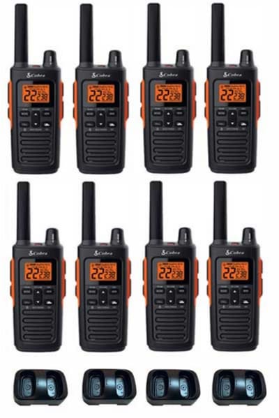 Set van 8 Cobra RX680 vergunning vrije portofoons PMR446 IP54 met tafellader