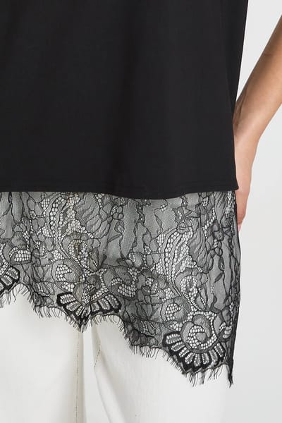 boohoo Dames Oversized T-shirt Met Asymmetrische Kant Zoom Detail | Zwart | Maat: 38