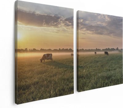 Artaza Canvas Schilderij Tweeluik Koeien In De Wei Tijdens Zonsopkomst  - 120x80 - Foto Op Canvas - Canvas Print
