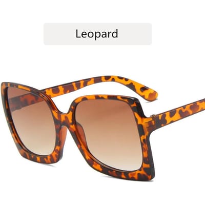 Nouvelles Lunettes de Soleil Surdimensionnées pour Femmes Mode Classique Dames Rétro Œil de Chat Plastique Ombre Rétro Vintage Lunettes de Soleil Féminines UV400