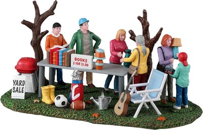 Lemax - Neighborhood Yard Sale
