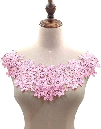 Geborduurd bloemenkant kraag appliqué voor handwerk, kostuum en trouwjurk decoratie in roze, perfect voor naaiprojecten en creatief gebruik