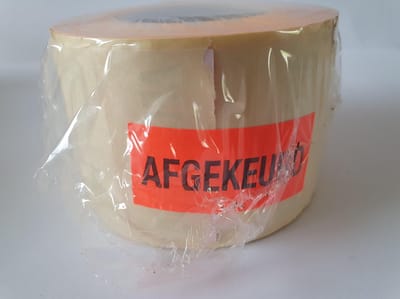 Sticker met "Afgekeurd" erop - Formaat: 49 x 23 mm - Materiaal: rood radiant