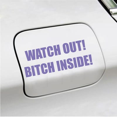 Bumpersticker - Watch Out Bitch Inside - 5,7 X 14,8 - Paars