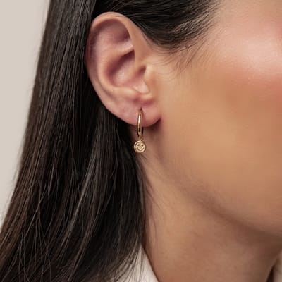 Hey Happiness Smiley Oorringen Dames - Roestvrij Staal 18K Goud Verguld - Charm Hoop Oorbellen - Goud