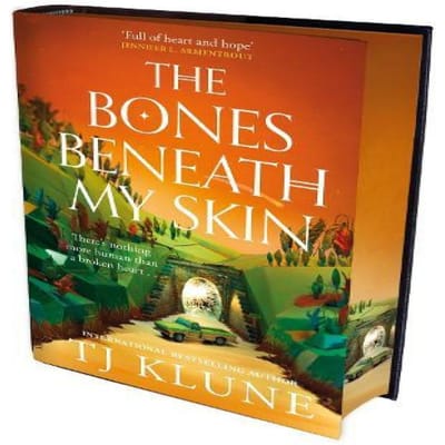 The Bones Beneath My Skin door TJ Klune Hardback Boek 9781035002290