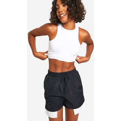 boohoo Dames Hoge geweven shorts met zakdetail | Zwart | Maat: 36