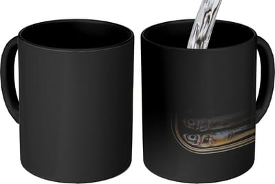 Magische Mok - Foto op Warmte Mokken - Koffiemok - Sardines - Blik - Zwart - Vissen - Magic Mok - Beker - 350 ML - Theemok