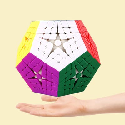 Dodecaëder Puzzel - Draai Kubus - Mentale Training - Stickerloos Ontwerp - 10x10x10 cm - Meerkleurig