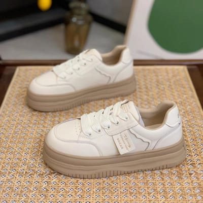 Chaussures Blanches en Cuir pour Enfants Printemps Nouvelle Mode Polyvalentes Respirantes à Semelles Épaisses Rehaussantes Chaussures de Planche Décontractées Chaussures de Sport 40 gray