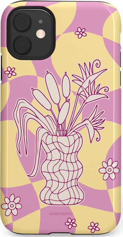 Casetastic Hoesje Geschikt voor Apple iPhone 11 - Stijlvolle Beschermende Duo-layer Case - Bosje vol roze