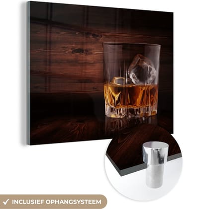 MuchoWow® Glasschilderij 120x90 cm - Schilderij acrylglas - Whiskey - Alcohol - Glas - Foto op glas - Schilderijen