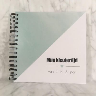 Invulboek 'mijn kleutertijd' MINTGROEN