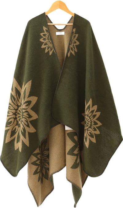 Emilie scarves - poncho - cape - omslagdoek - olijfgroen