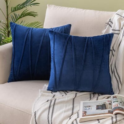 Woaboy Decoratieve Gestreepte Fluwelen Gooi Kussenslopen Zachte Stevige Kussenslopen Vierkante Kussenslopen voor Bed Sofa Bank Auto Woonkamer 2 Stuks 18x18 inch 45x45cm Navy