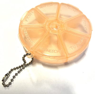 Pillendoosje - Medicijndoosje - Reizen - Vakantie - Geneeskunde - Opbergdoos - Tablet Dispenser - Wekelijks - Oranje