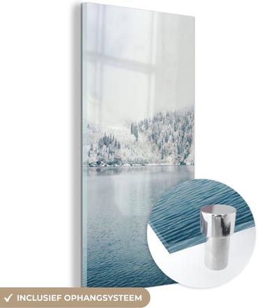 MuchoWow® Glasschilderij 20x40 cm - Schilderij acrylglas - Winter - Water - Sneeuw - Foto op glas - Schilderijen