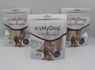 3 X it's my dog 85 gram chicken & fish sandwich 100% graanvrij geen toegevoegde suiker .gezond en lekker kippenborst 76% vis 5%