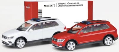 Herpa 013109-002 H0 Auto Volkswagen Tiguan met waarschuwingsbalk, rood en wit