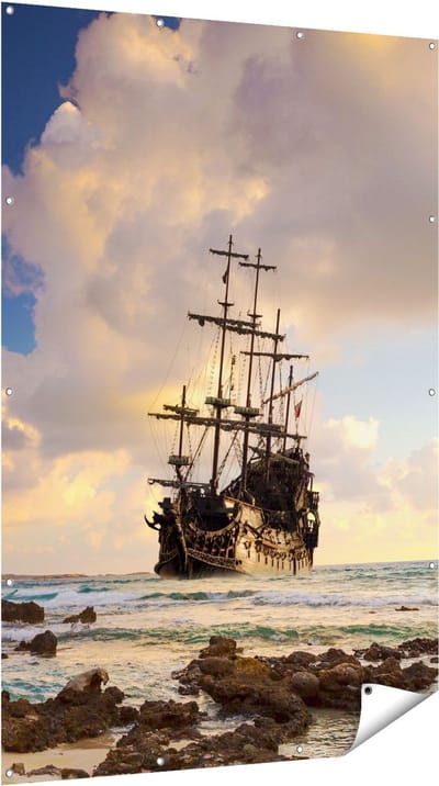 Gards Tuinposter Piratenschip aan de Kust bij Zonsondergang - 120x180 cm - Tuindoek - Tuindecoratie - Wanddecoratie buiten - Tuinschilderij