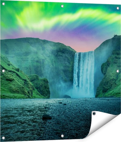 Gards Tuinposter Waterval met het Groene Noorderlicht - 80x80 cm - Tuindoek - Tuindecoratie - Wanddecoratie buiten - Tuinschilderij
