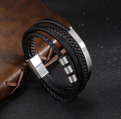 Leerella Echte Leer Armband Dames Heren – Zwart gevlochten leer rond - zilver RVS sluiting – O Model - 4 snoer Moederdag Vaderdag 21 cm
