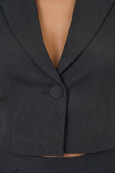 boohoo Dames Petite Linnen-look Getailleerd Cropped Gilet | Zwart | Maat: 38