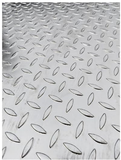 Structuurplaat Ribbel - Traanplaat Staal - Bouw Afwerking - Verzinkt S235JR Staal - 20 x 100 cm - Grijs