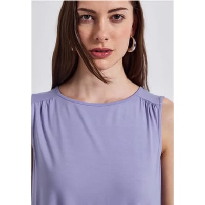 Basis top