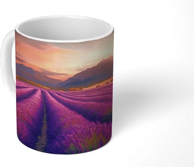 Mok - Koffiemok - Lavendelveld - Zonsondergang - Paars - Mokken - 350 ML - Beker - Koffiemokken - Theemok