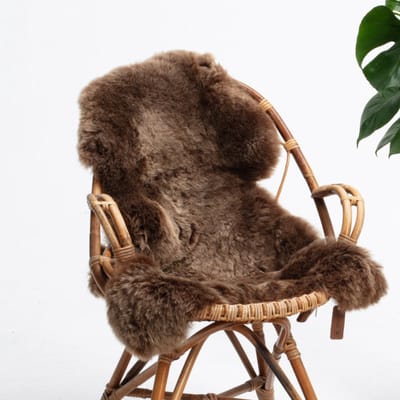 SHEEPY® | Schapenvacht | Sólveig (Bruin) XL (110-115cm) - Sheepy.cc
