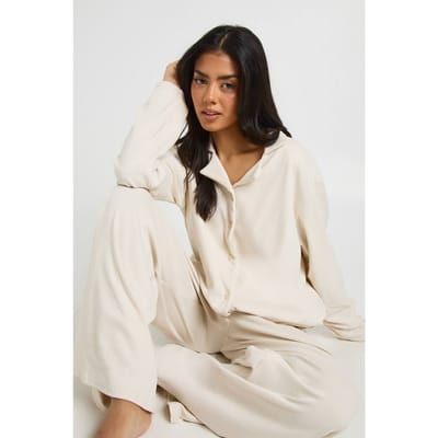boohoo Dames Super Zachte Pyjama Set met Lange Mouwen Top & Broek | Cream | Maat: 16
