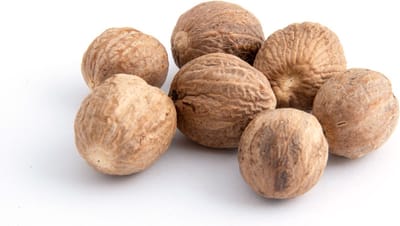 Tuana Kruiden - Nootmuskaat Bollen - Bakje 30 Gram - Tuanashop - KP0187