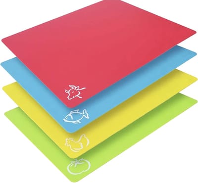De Millennials Duurzame Snij matten set 4 Stuks - Rood - blauw - geel - groen - Decoratie - snijplanken - Hittebestendig - Makkelijk schoon - Herbruikbare - Keukenaccessoires - cadeau- Vaatwasserbestendig - Koken - vlees - groenten - vis - brood
