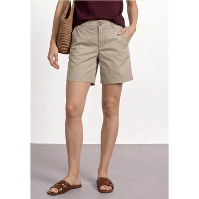 Mid Waist chino shorts in een casual pasvorm