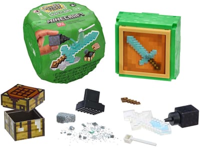 MGA's Miniverse - Make It Mini - Minecraft - Ondoorzichtige Verpakking - DIY - Hars - 12 Willekeurige Objecten - Niet Eetbaar - Vanaf 8 jaar
