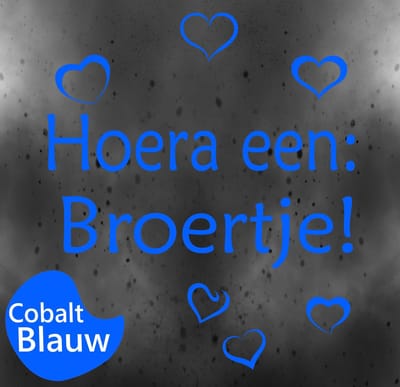 Jerma - Geboorte raamsticker - Hoera een broertje - Blauw - ± 7 x 55 cm - Zelfklevend - Weerbestendig