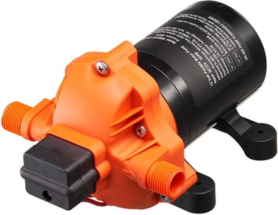 Membraanpomp 12 V 3,5 Gpm, 3-Kamer 12 V Dc Waterpomp met Instelbare Drukschakelaar van 40-100 Psi, 50 Psi, 20,955 mm Mnpt-Aansluiting voor Camper, Jacht, Marine, Food Truck, Camper