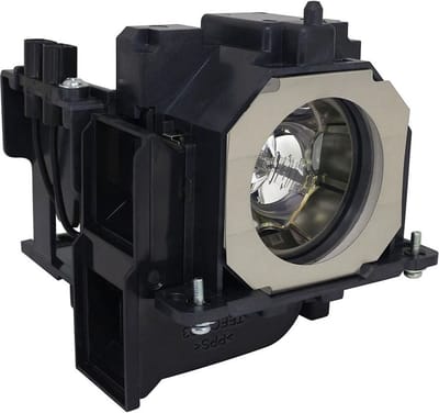 Beamerlamp geschikt voor de PANASONIC PT-EZ770ZLD beamer, lamp code ET-LAE300. Bevat originele NSHA lamp, prestaties gelijk aan origineel.