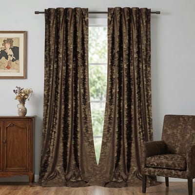 Qelus Velours Gordijnen met Goudprint - 2 Stuks - Verduisterend & Geluidsdempend Raamgordijnen - Luxe Hotel Chique Uitstraling - 260gsm Kant en Klaar - Multifunctionele Plooiband - 132x213cm - Toffee Bruin