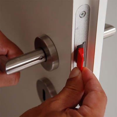 Huisdierenset, geleverd met een zilverkleurige deurdranger ClipClose®