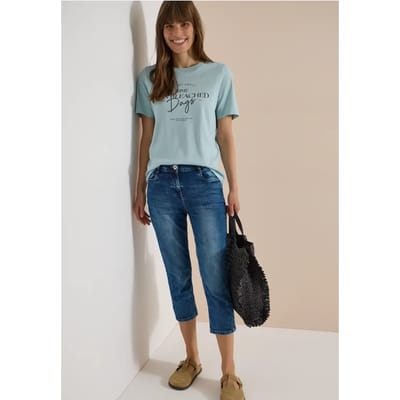 3/4 Slim Leg jeans in Slim Fit
