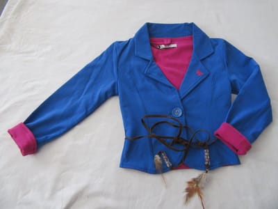 rumbl , meisje, gilet , blauw afgewerkt met fuchia, 116 /122 - 6 / 7 jaar