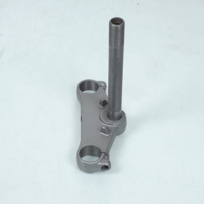 Té de fourche inférieur pour moto Rieju 125 MARATHON 0/000.660.6009 JY04 Neuf