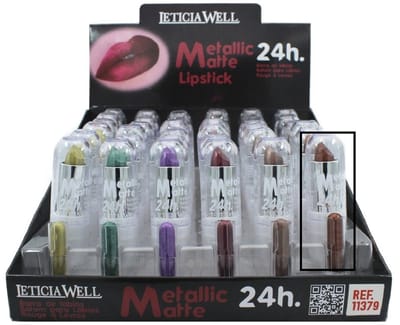 Leticia Well - Metallic Matte Lipstick / Lippenstift - Goud Bruin - Nummer 32 - 1 Stuks met 3,8 gram inhoud